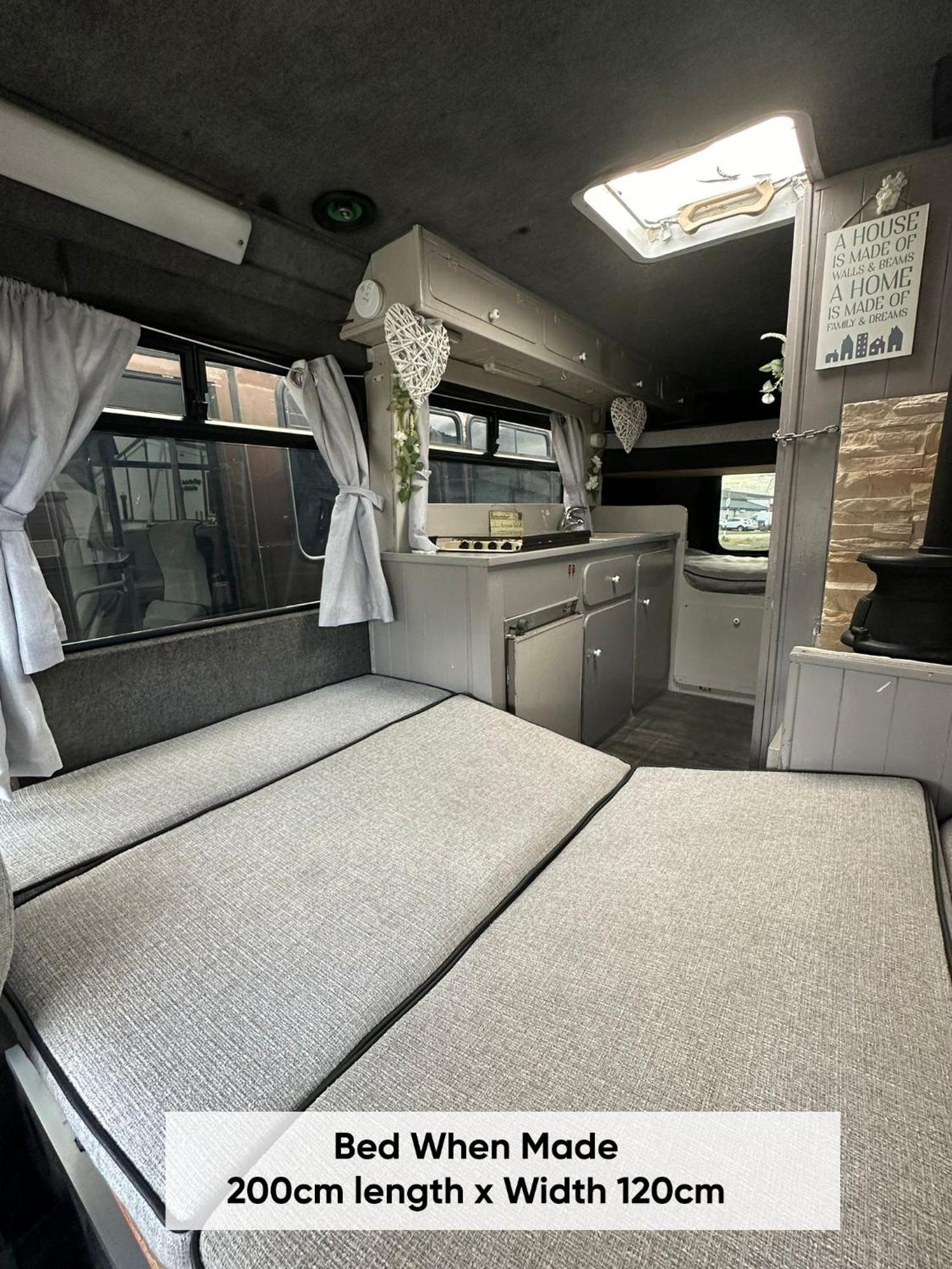 Retro Camper Hire Hotel Dublin Exterior photo